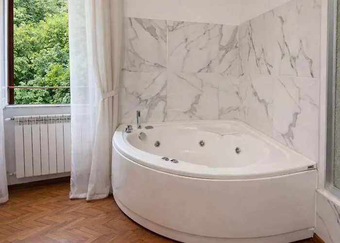 Gold Fabulous Jacuzzi Trastevere * Rom